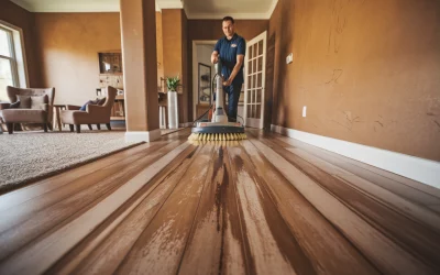 Laminatboden reinigen & pflegen – So bleibt er strahlend schön und langlebig