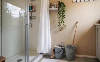 Dusche richtig reinigen & pflegen – So bleibt sie hygienisch & kalkfrei